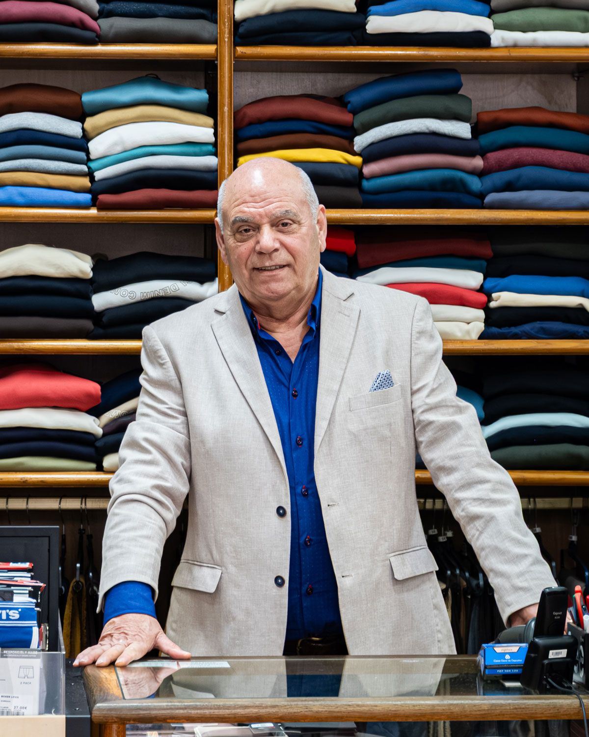 Comerciantes de Londrina, Sr. Carlos, série As Caras do Bairro